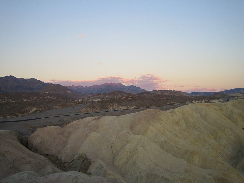 Death Valley- Udsigt fra Zabriskie point, ved solnedgang